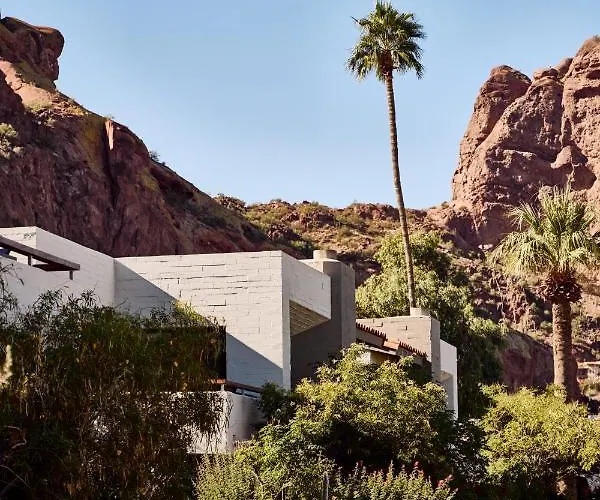 Sanctuary Camelback Mountain And 4*