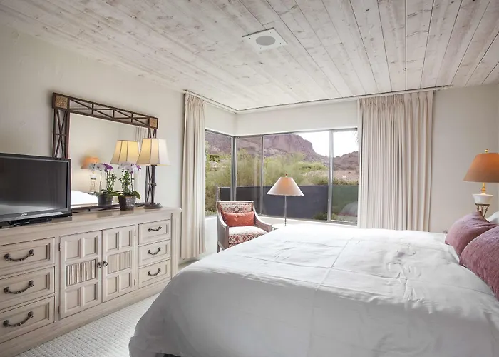 Hotel Sanctuary Camelback Mountain And
