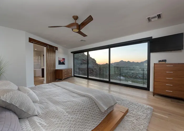 Sanctuary Camelback Mountain And Hotel Paradise Valley