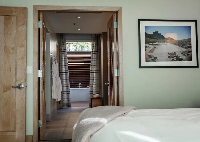 Sanctuary Camelback Mountain And Hotel 4*