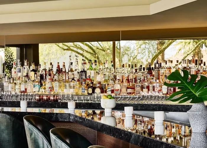 Hotel Sanctuary Camelback Mountain And