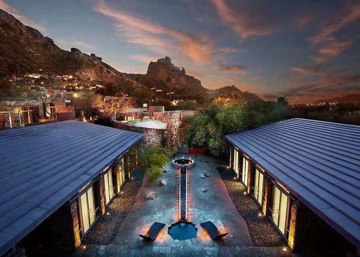 Sanctuary Camelback Mountain And Hotel Paradise Valley